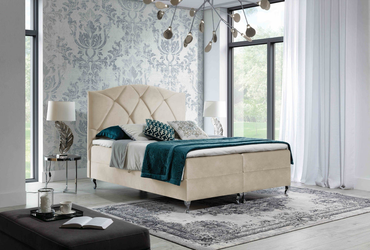 Rando continental bed with a bedding storage compartment – Riviera 21 – front view – image 1